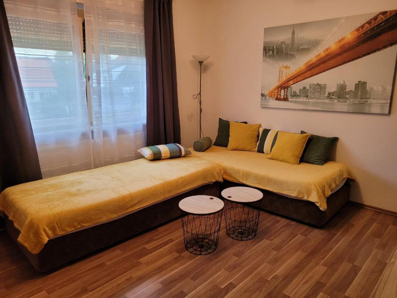 Zentral Gelegene, Sehr Ruhige Und Helle Wohnung Graz Exterior foto